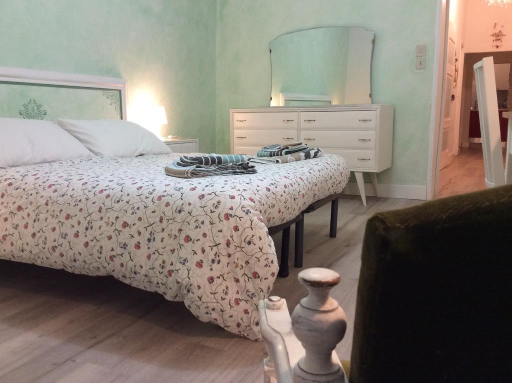佩鲁贾 卡梅雷卡桑德拉旅馆酒店 外观 照片
