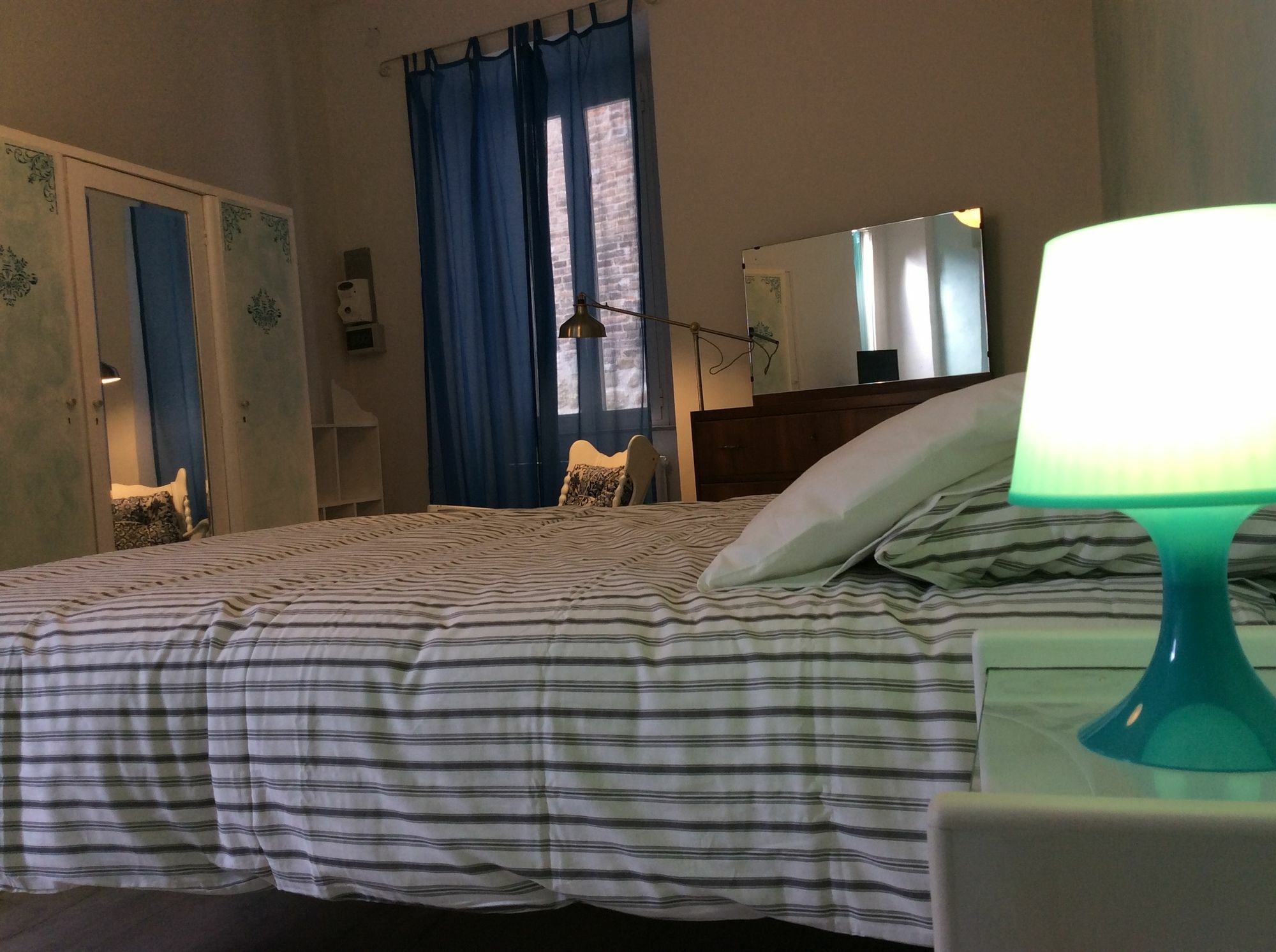 佩鲁贾 卡梅雷卡桑德拉旅馆酒店 外观 照片